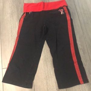 Lg Capri Loose fit yoga pants